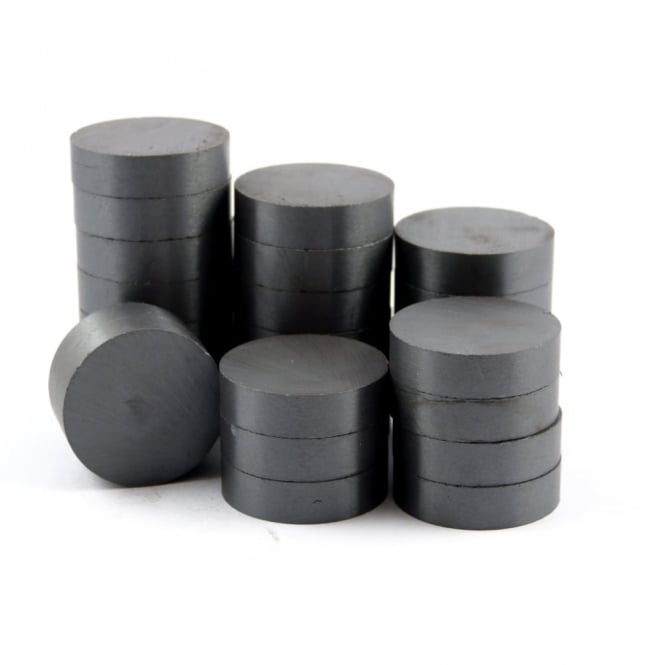 25 x 6mm Ferrite Disc Magnets - Pack of 50/100/200 - Magneticks