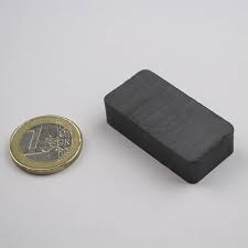 30 x 20 x 6mm Ferrite Block Magnets - Pack of 50/100/200 - Magneticks